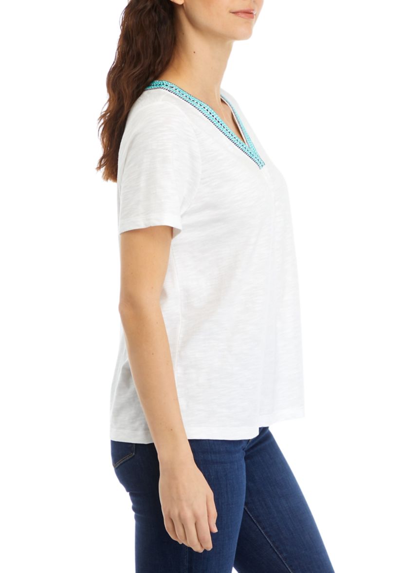 Petite Short Sleeve Embroidered V-Neck T-Shirt