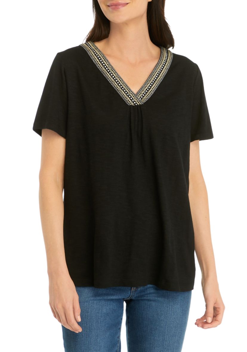 Womens Short Sleeve Embroidered V-Neck T-Shirt