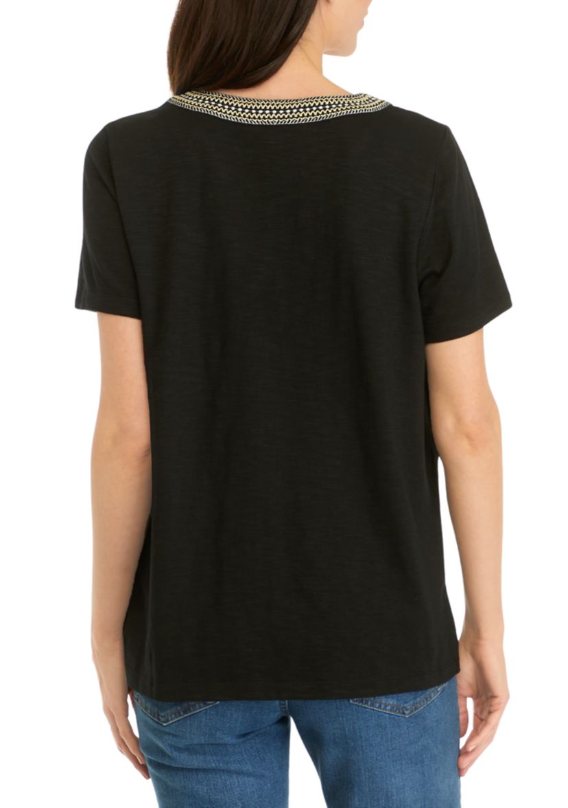 Womens Short Sleeve Embroidered V-Neck T-Shirt