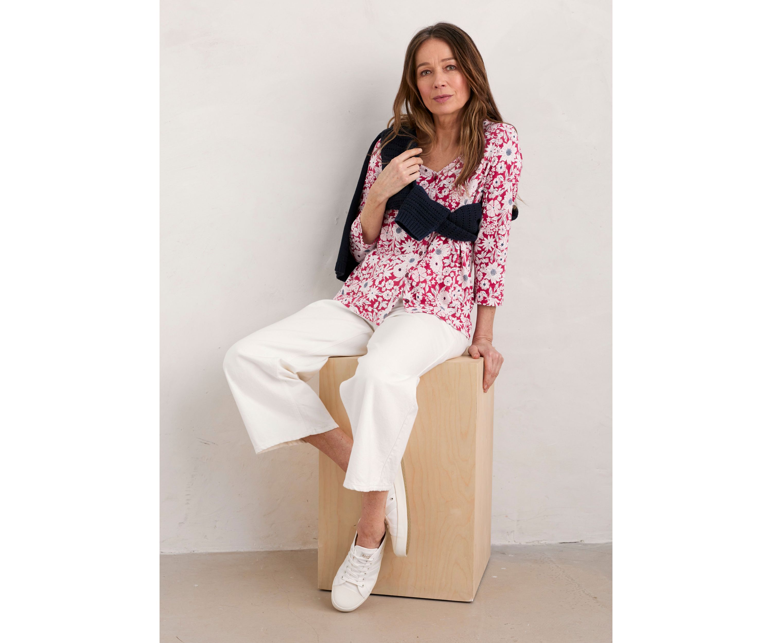 Womens 3/4 Studio Glass Top