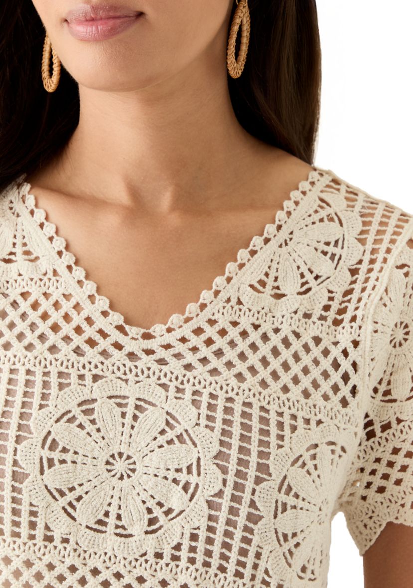 Womens Crochet Short Sleeve V-Neck Top