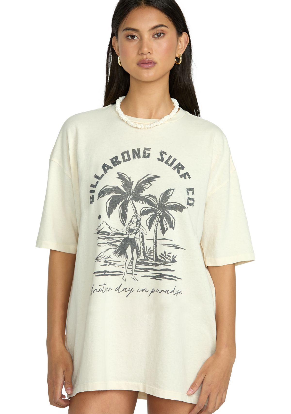 This is Tropical Short Sleeve Graphic T-Shirt