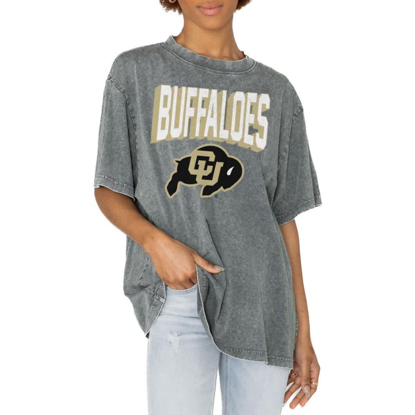 NCAA Colorado Buffaloes Solid Defense Oversized T-Shirt