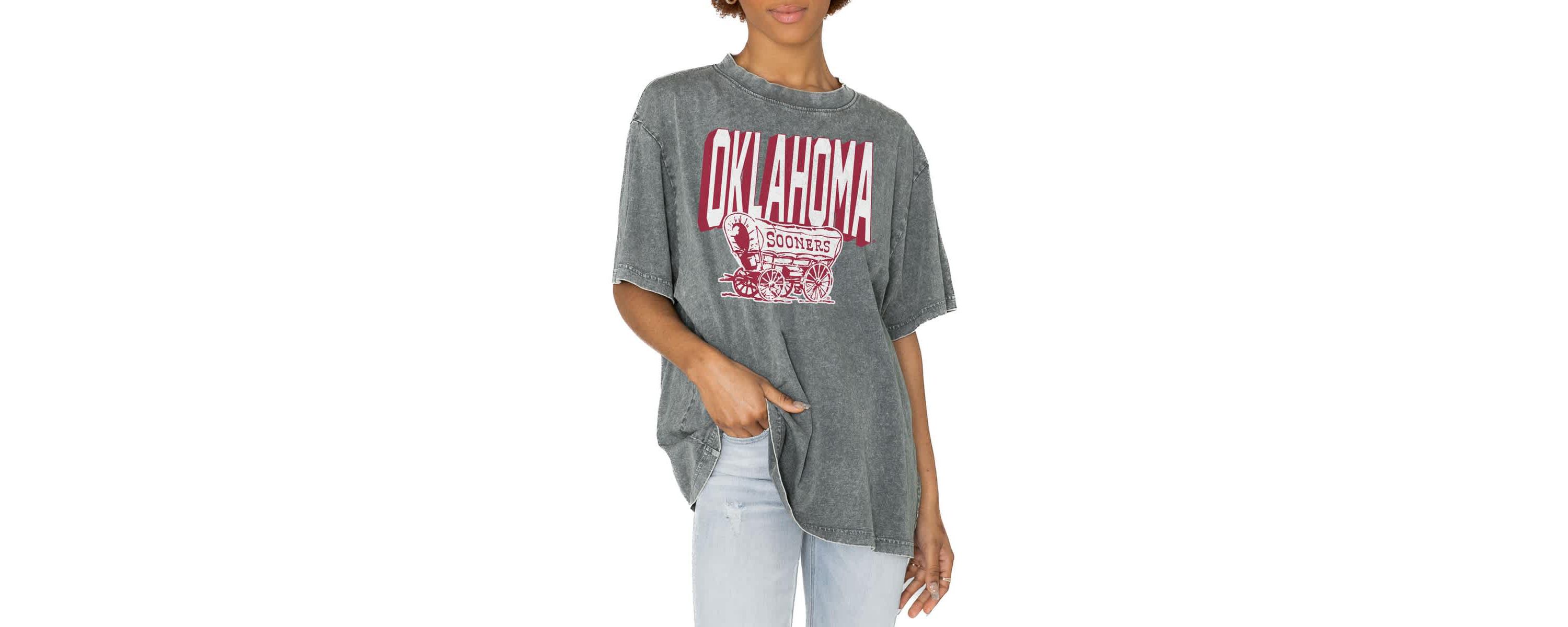 NCAA Oklahoma Sooners Solid Defense Oversized T-Shirt