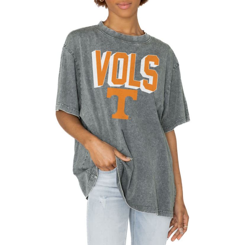 NCAA Tennessee Volunteers Solid Defense Oversized T-Shirt
