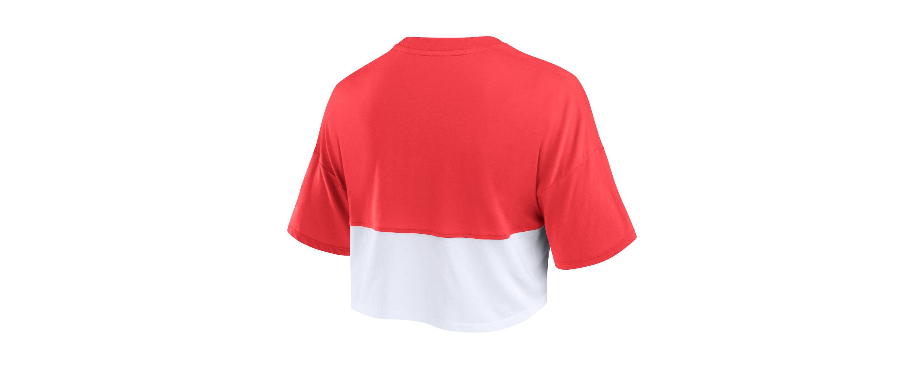 NCAA Fanatics Wisconsin Badgers Oversized Badge Colorblock Cropped T-Shirt