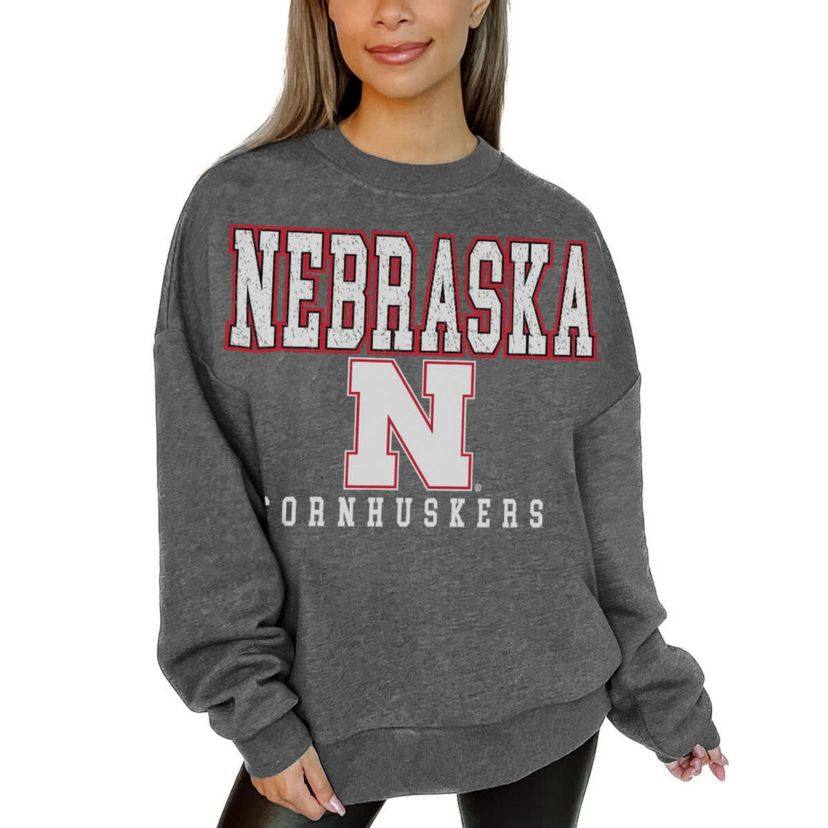 NCAA Nebraska Huskers Oversized Distressed Fleece Pullover Sweatshirt