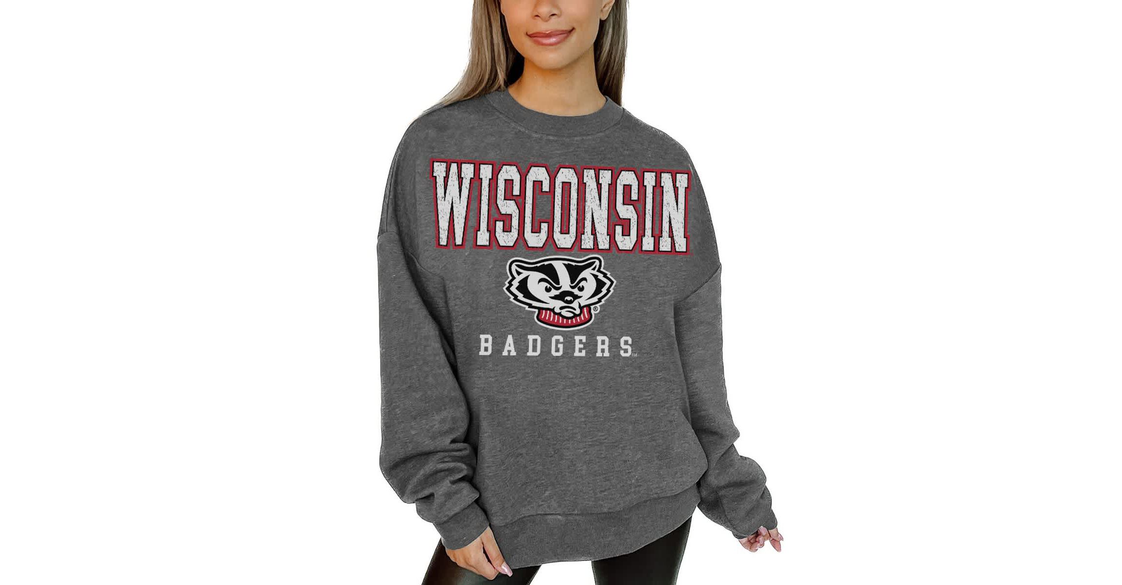 NCAA Wisconsin Badgers Oversized Distressed Fleece Pullover Sweatshirt