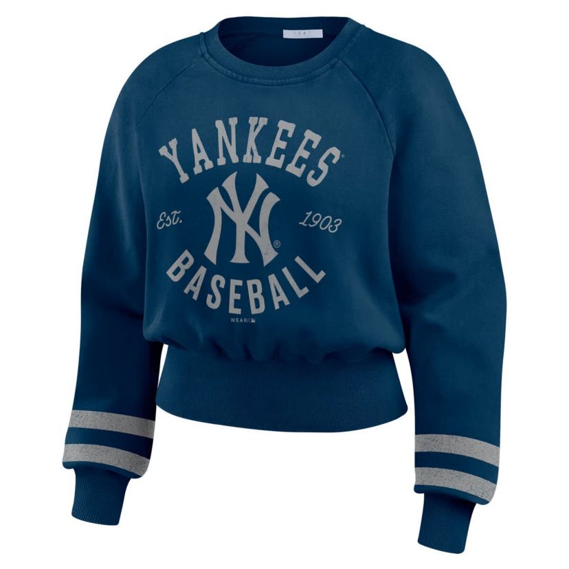 MLB New York Yankees Vintage Washed Cropped Pullover Sweatshirt