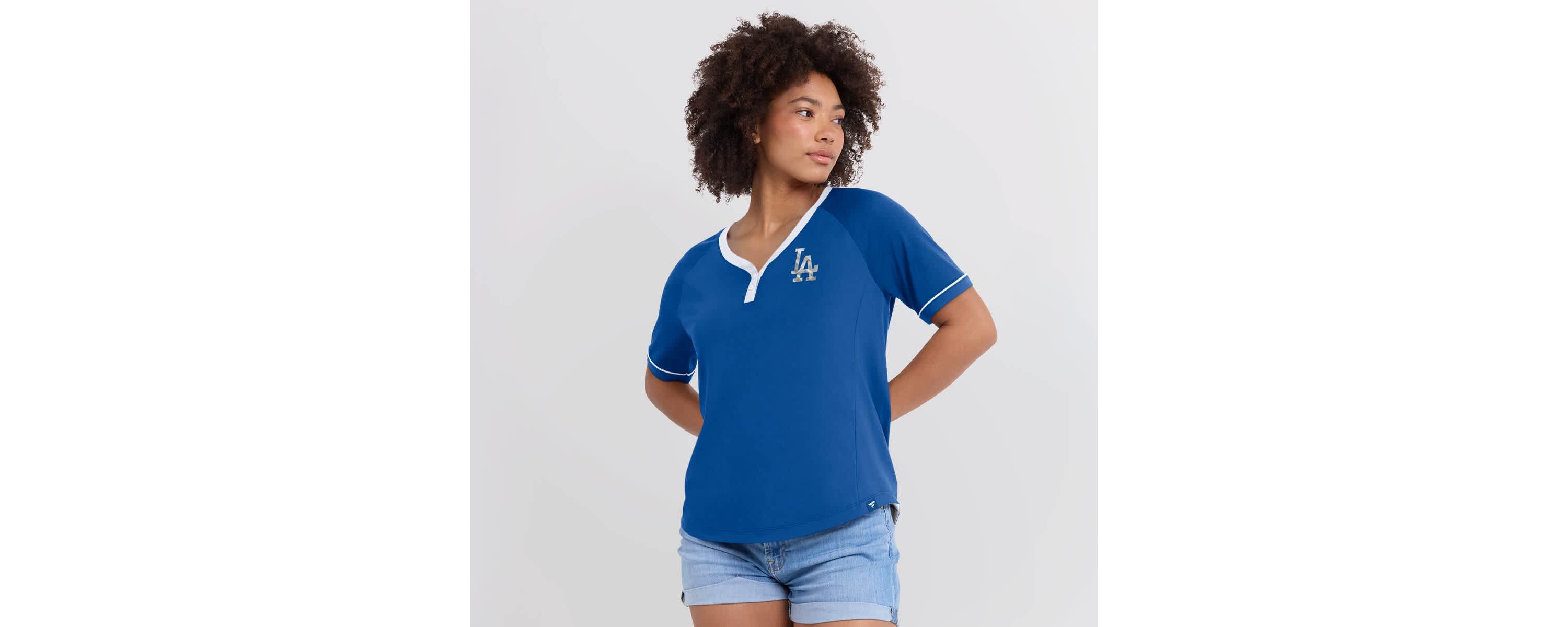 MLB Fanatics Los Angeles Dodgers League Diva Star Raglan V-Neck T-Shirt