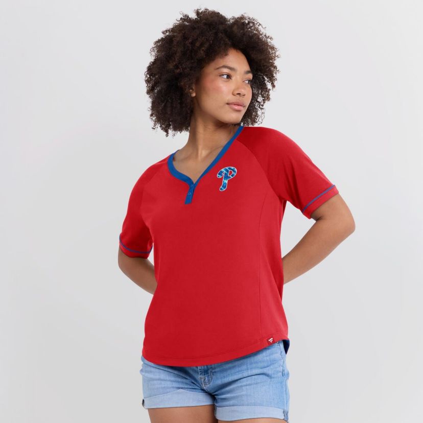 MLB Fanatics Philadelphia Phillies League Diva Star Raglan V-Neck T-Shirt