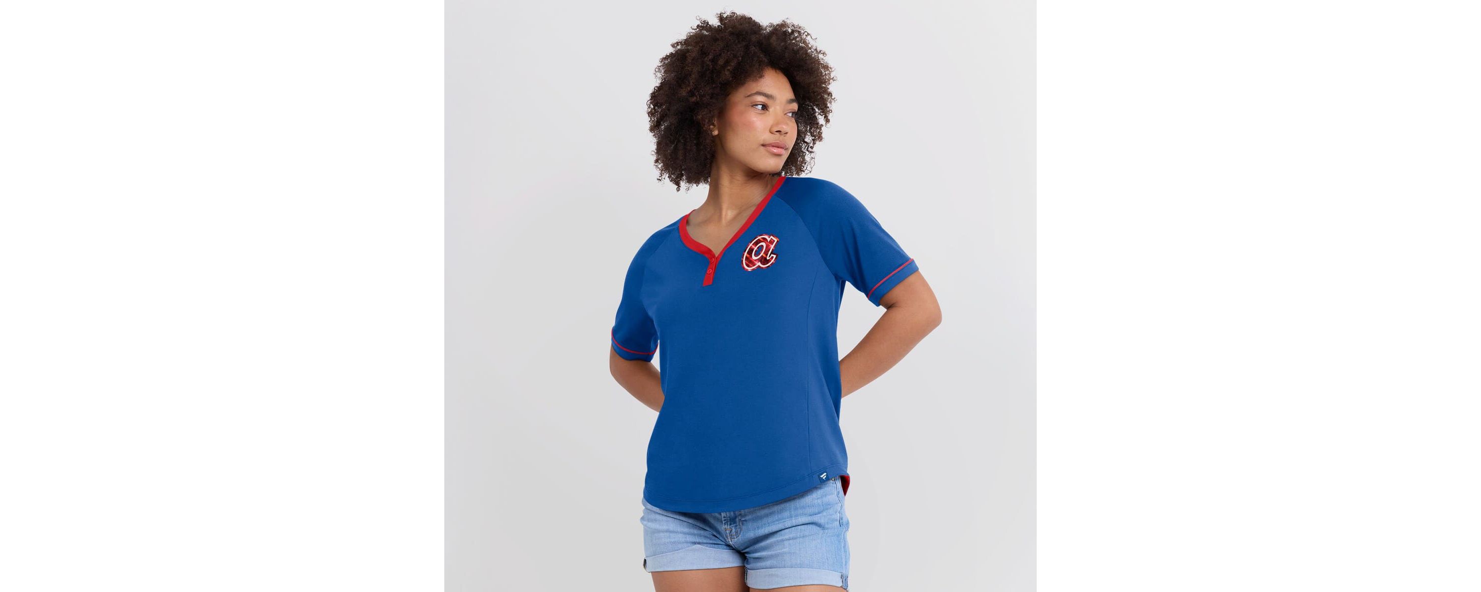 MLB Fanatics Atlanta Braves Cooperstown Collection League Diva Raglan V-Neck T-Shirt