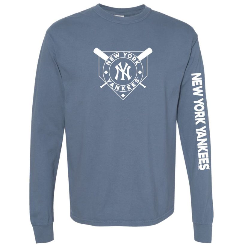 MLB New York Yankees Pigment Dye Long Sleeve T-Shirt