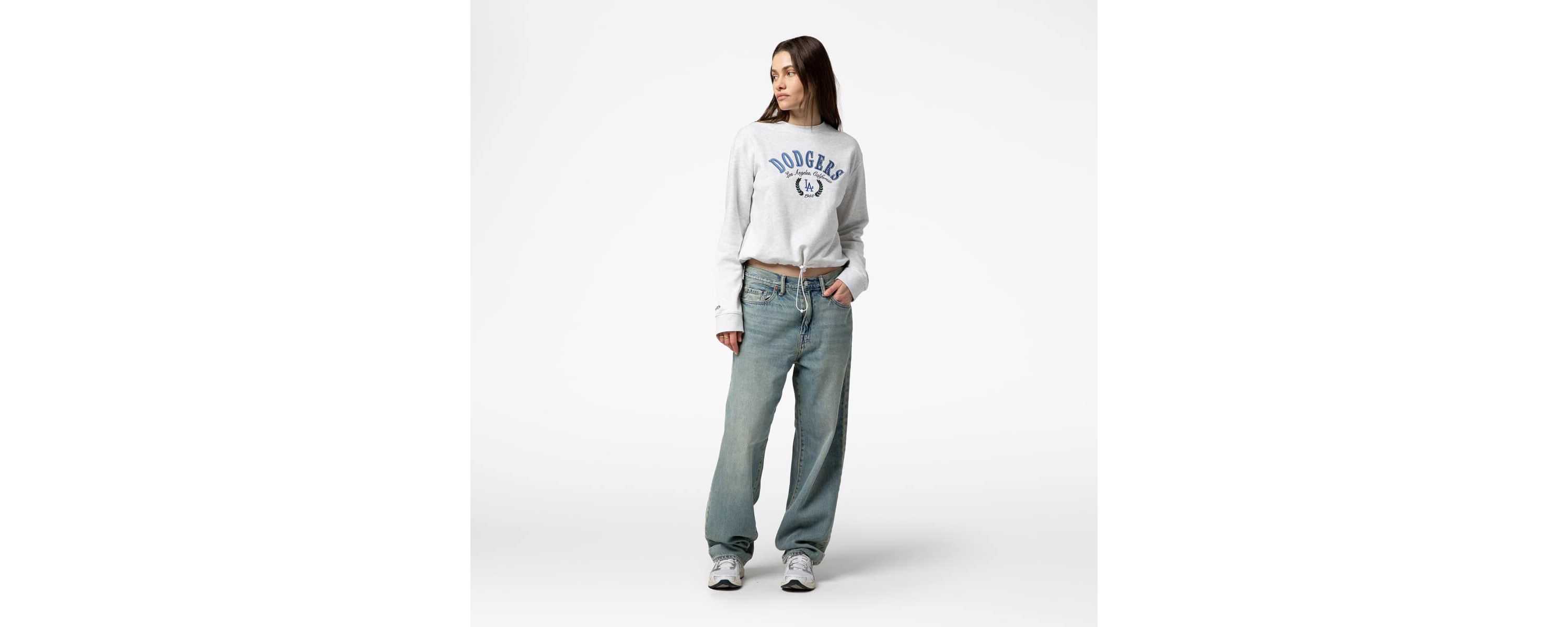 MLB Los Angeles Dodgers Cropped Toggle Pullover Sweatshirt