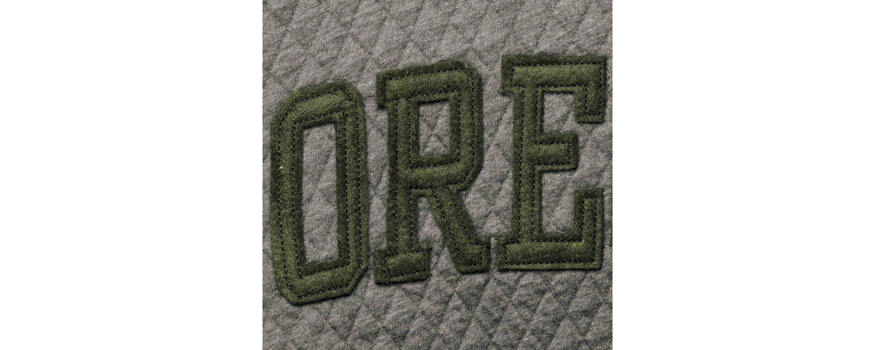 NCAA Oregon Ducks Moose Quilted Pullover Sweatshirt