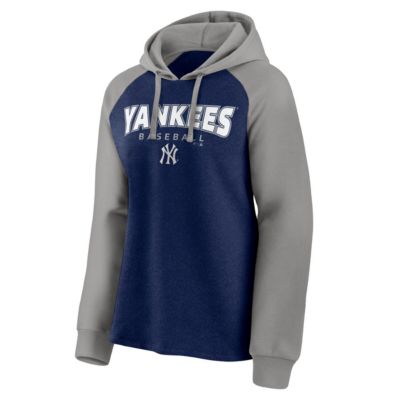 MLB Fanatics New York Yankees Recharged Raglan Pullover Hoodie