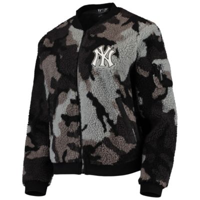 MLB New York Yankees Sherpa Full-Zip Bomber Jacket