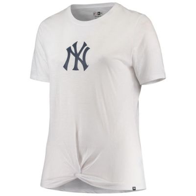 MLB New York Yankees Plus 2-Hit Front Knot T-Shirt