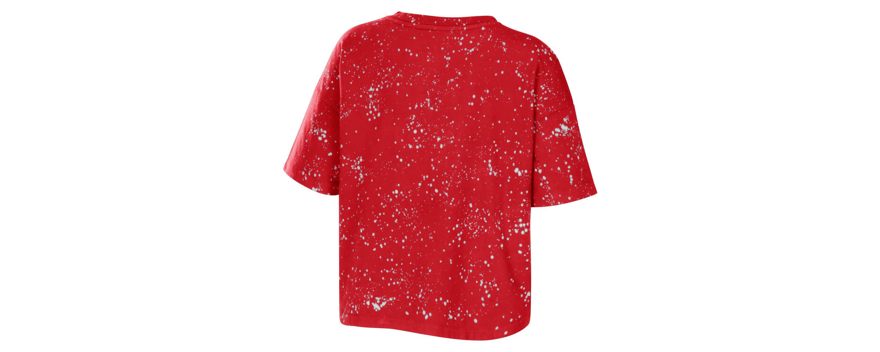 NCAA Georgia Bulldogs Bleach Wash Splatter Cropped Notch Neck T-Shirt