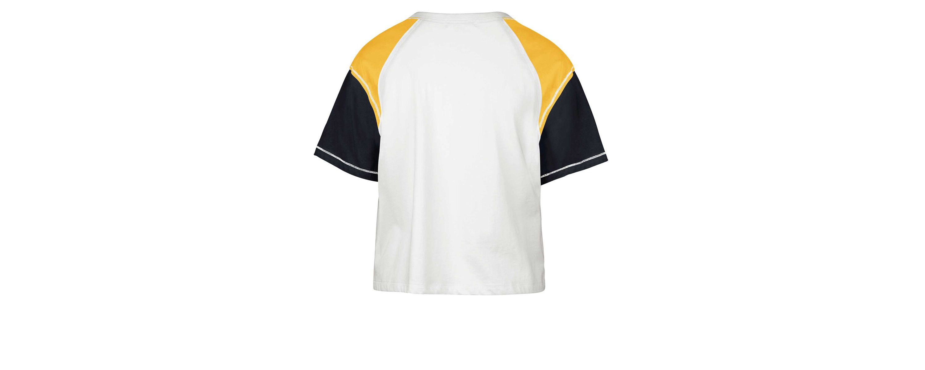 NCAA Michigan Wolverines Serenity Gia Cropped T-Shirt