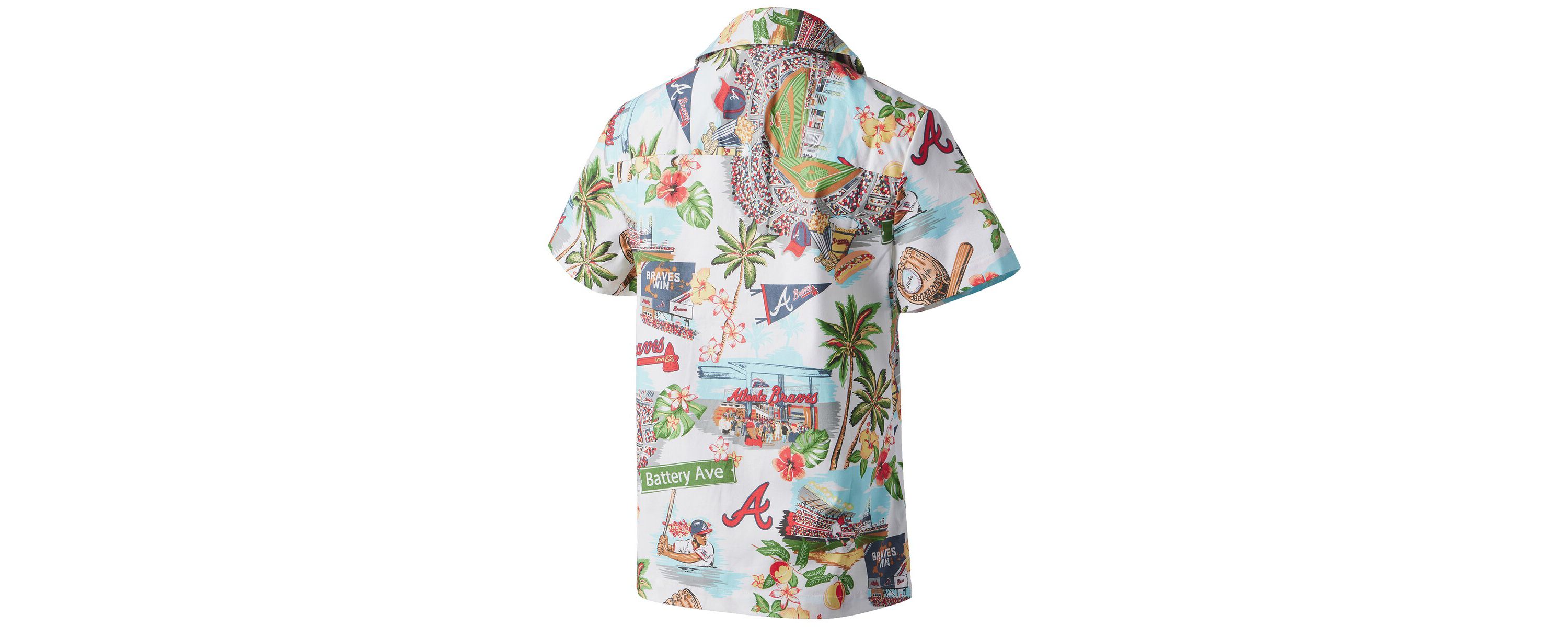 MLB Atlanta Braves Scenic Camp Button-Up Shirt