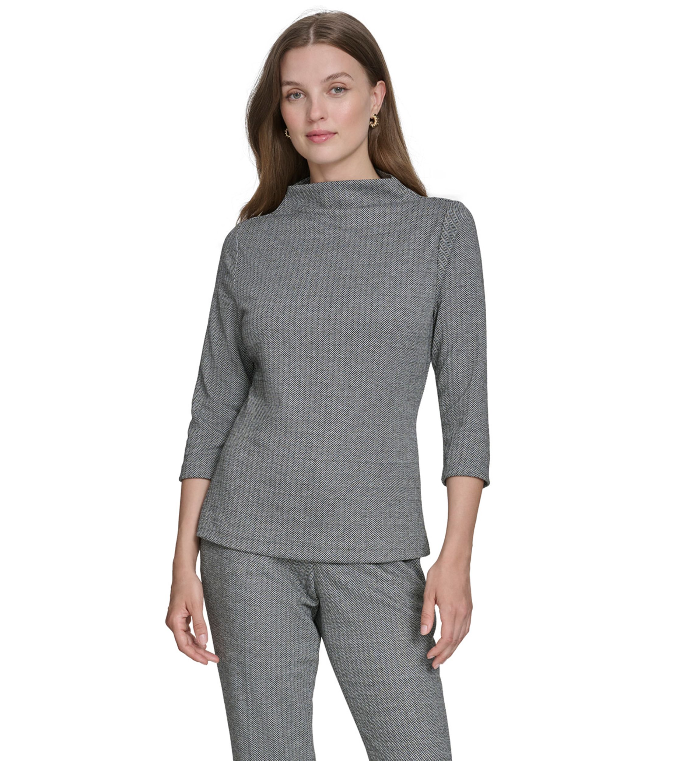 Womens Bracelet Sleeve Knit Top