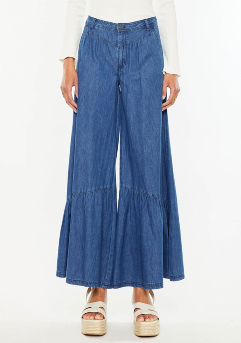 Daria Ultra High Rise Wide Jeans