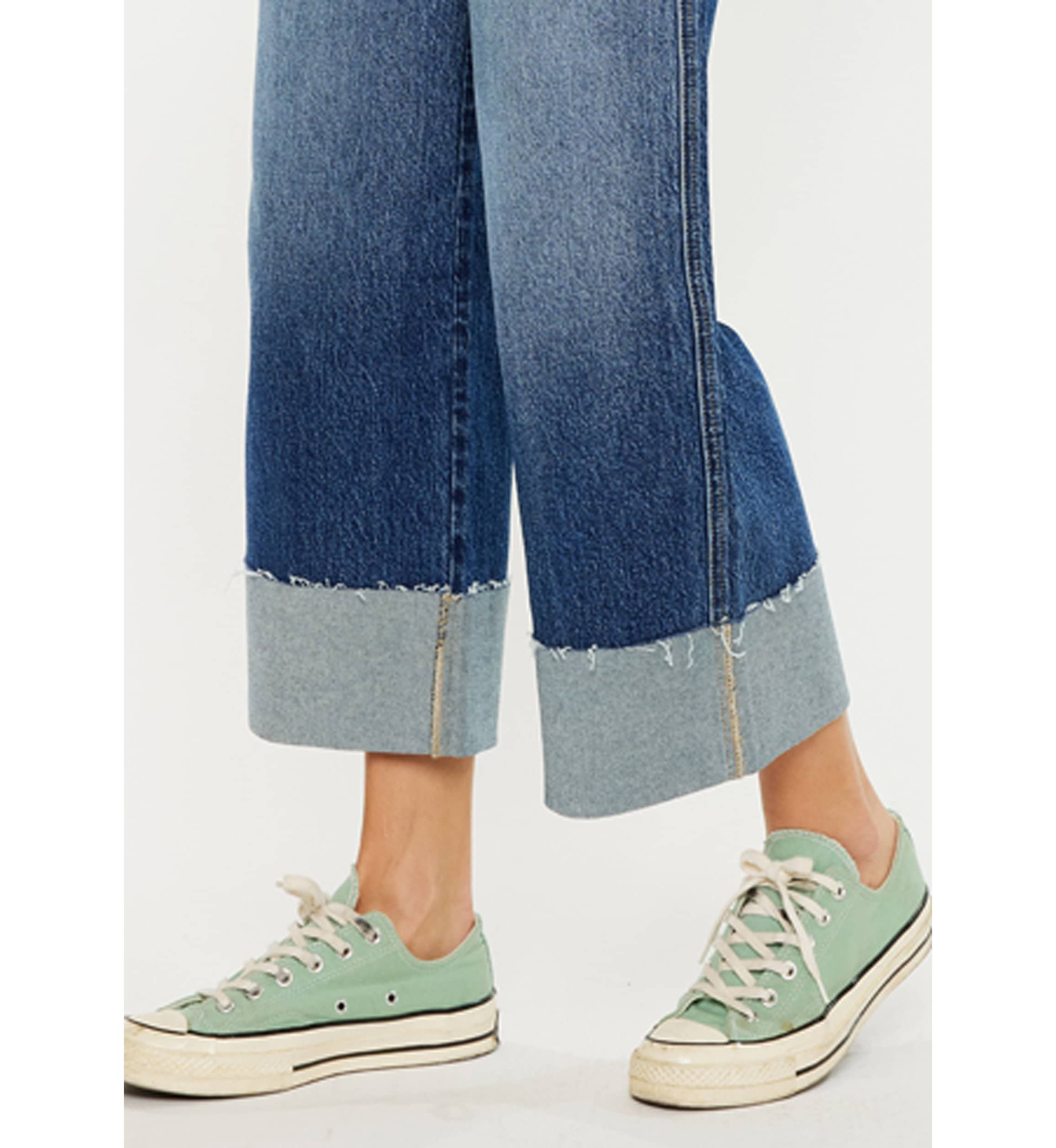 Lynn 90s Cropped Wide Leg Jeans