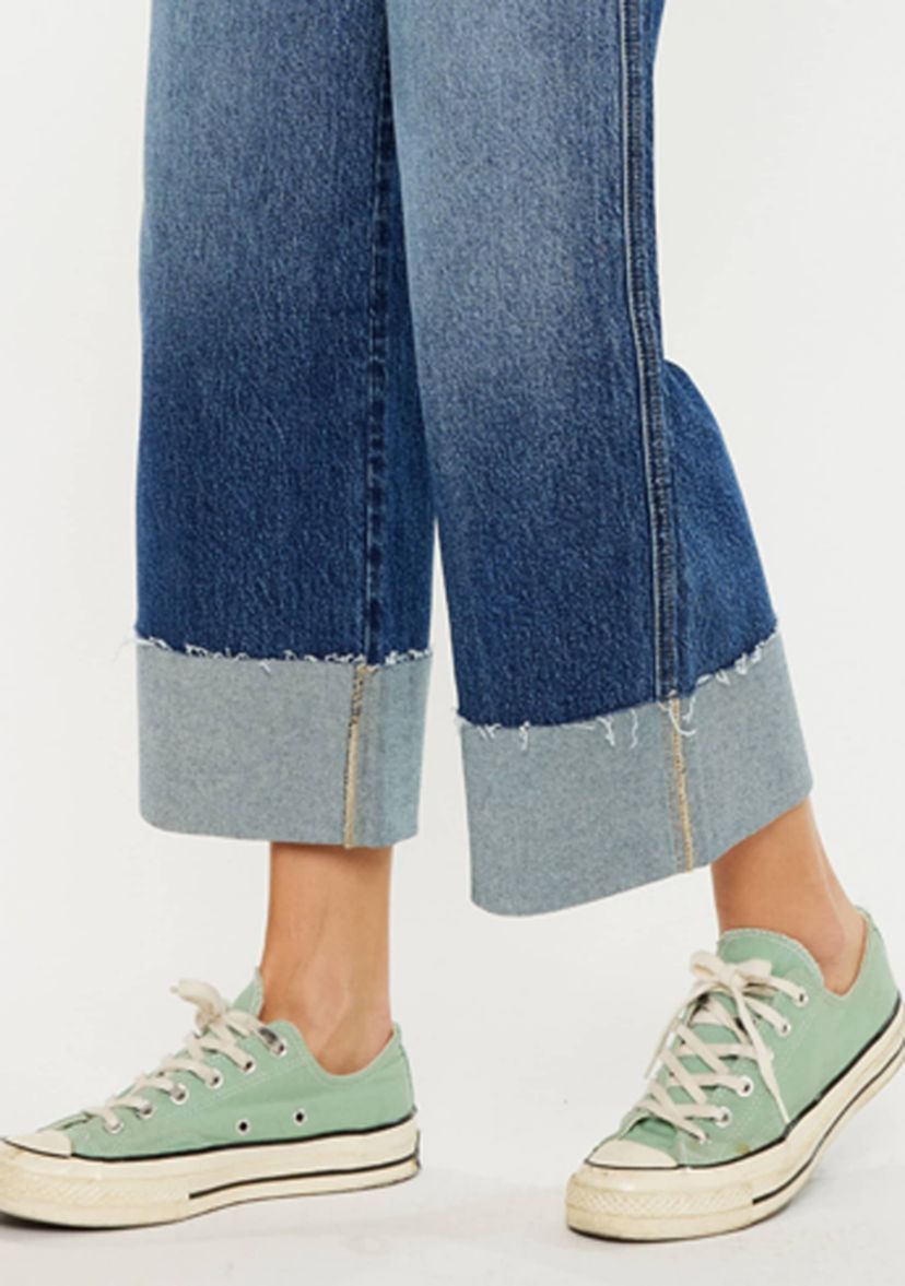 Lynn 90s Cropped Wide Leg Jeans