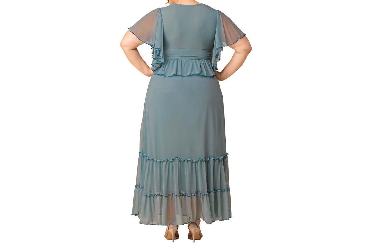 Womens Plus Size Graceful Tiered Mesh Gown
