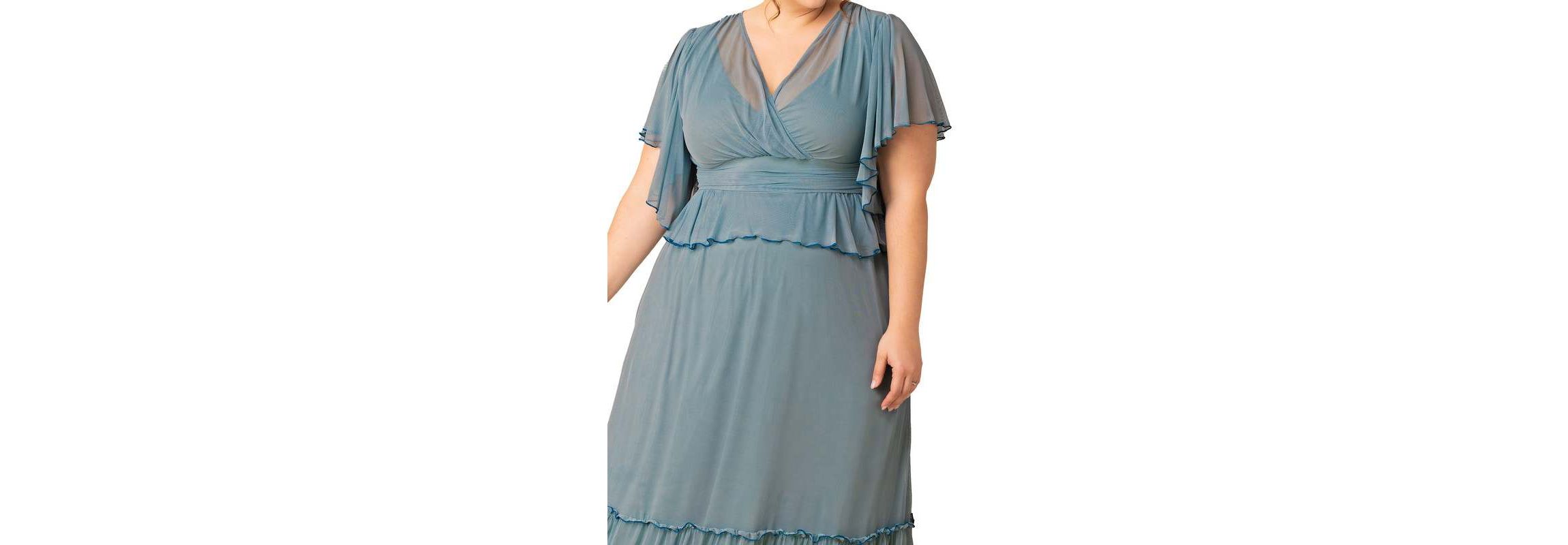 Womens Plus Size Graceful Tiered Mesh Gown
