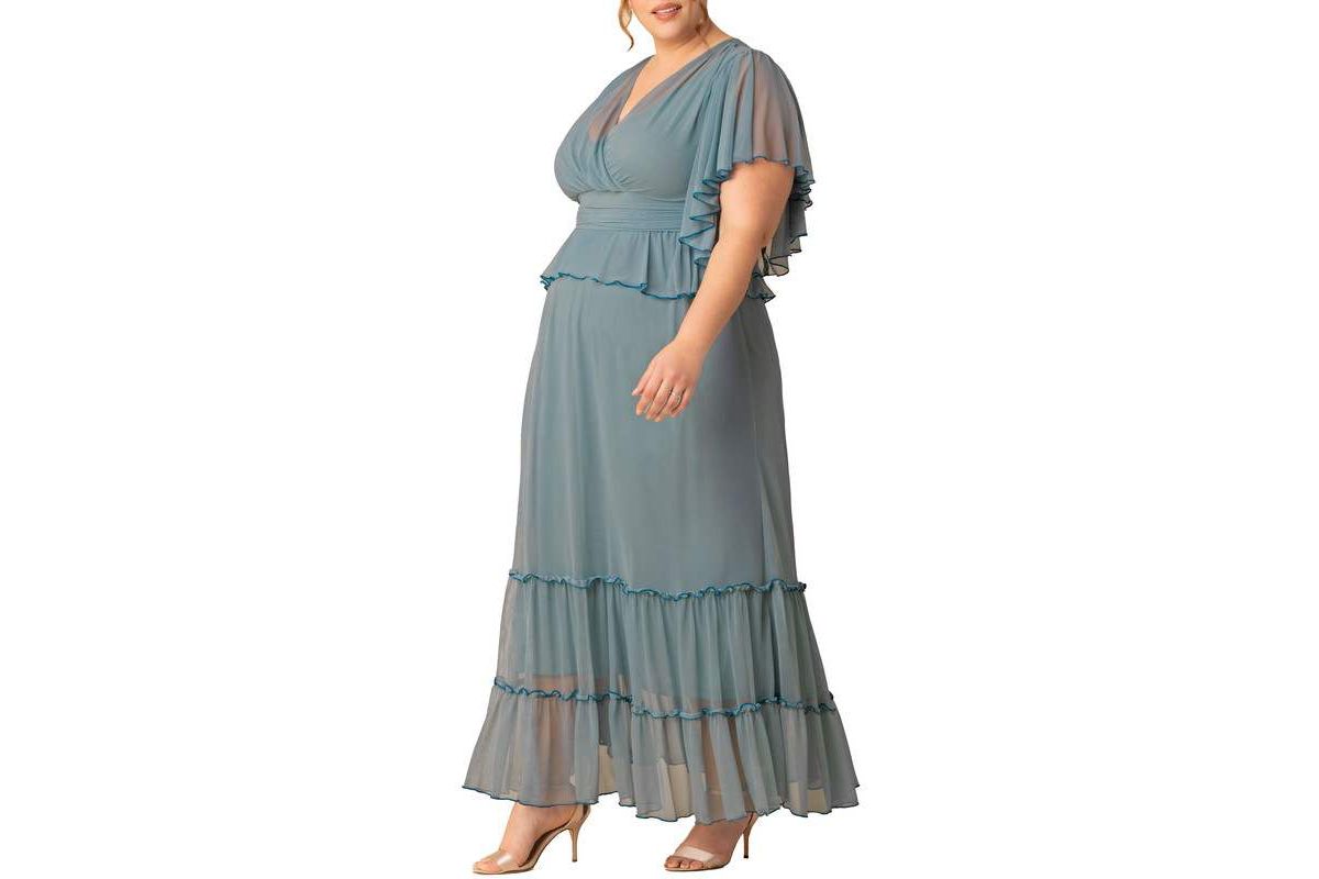 Womens Plus Size Graceful Tiered Mesh Gown