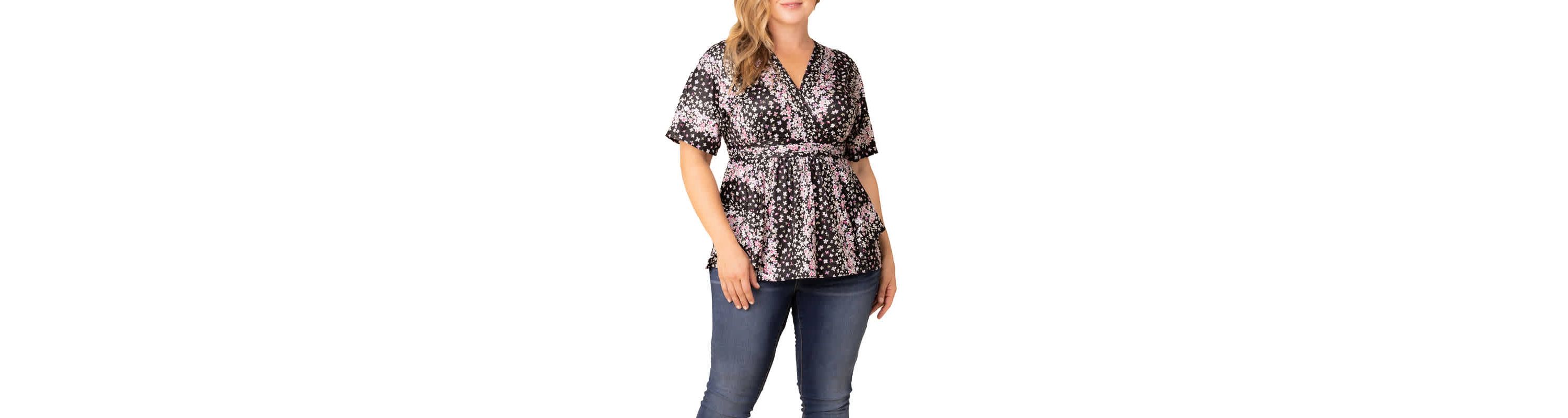 Womens Plus Size Encore Print V-Neck Top