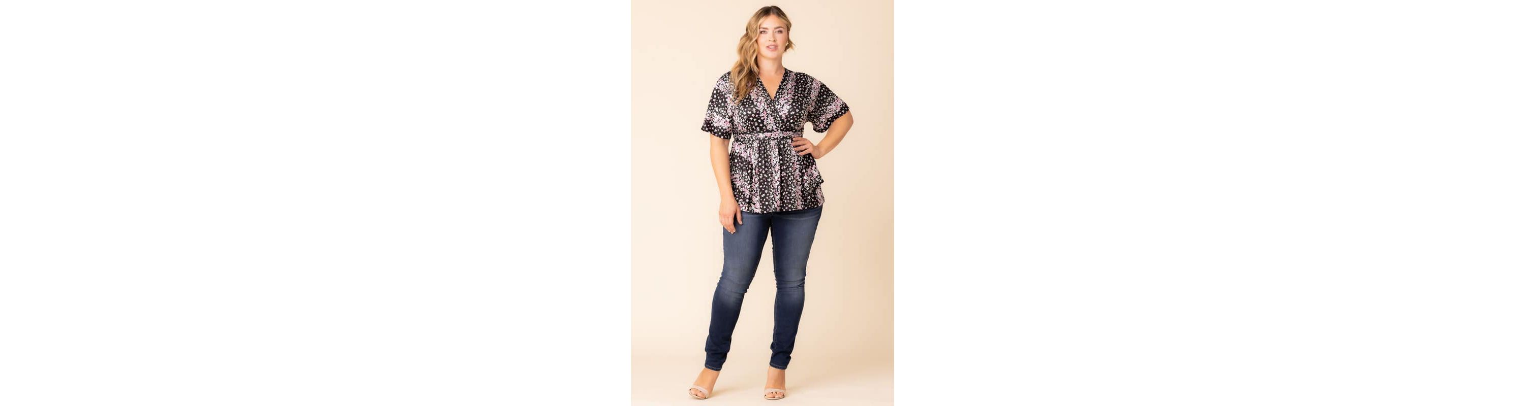 Womens Plus Size Encore Print V-Neck Top