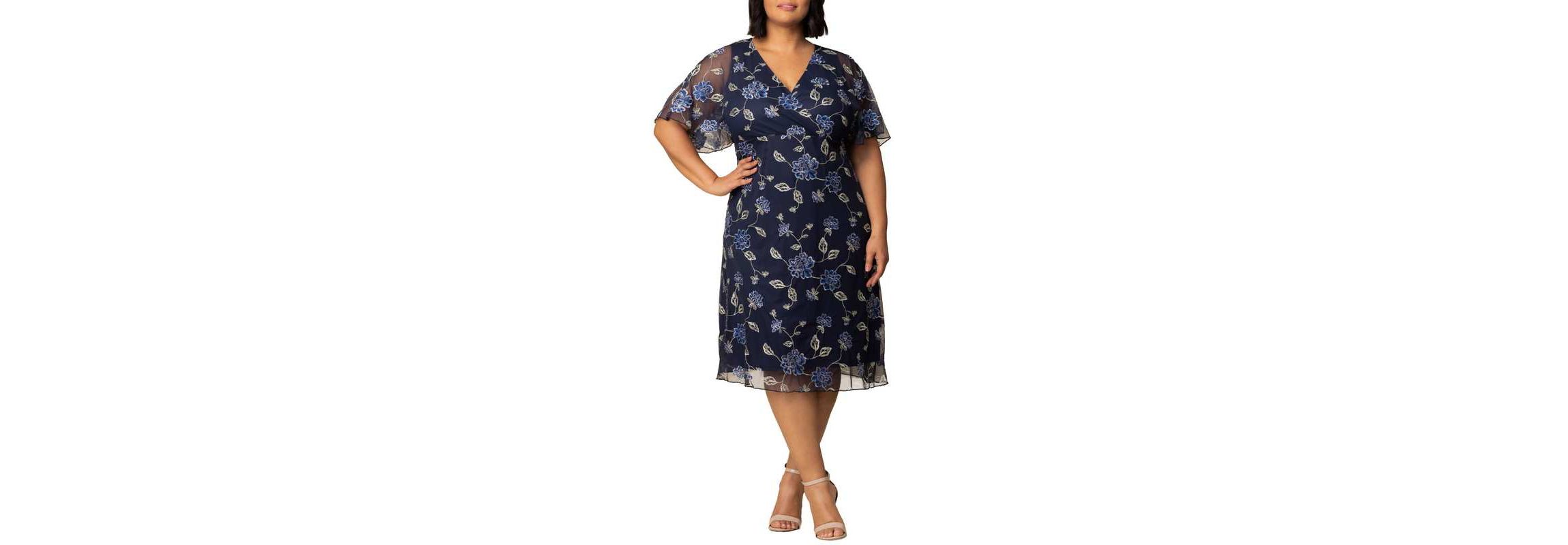 Womens Plus Size Sonnet Embroidered Mesh Midi Cocktail Dress