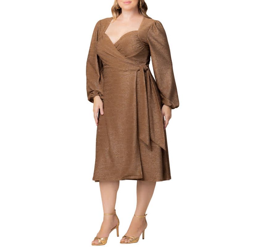 Womens Plus Size Socialite Sweetheart Wrap Dress