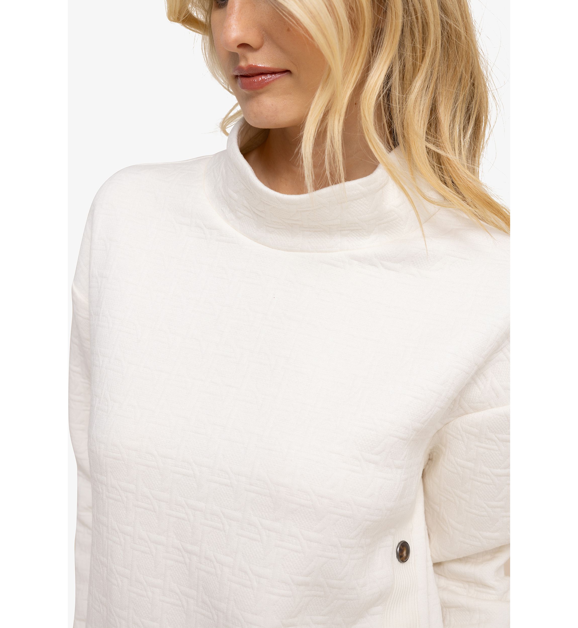 Womens Cordelia Mock Neck Quilted Pullover