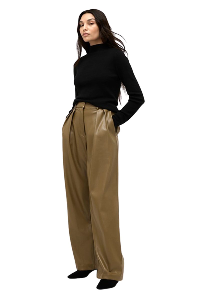 Womens Wide Leg Pleated Pants