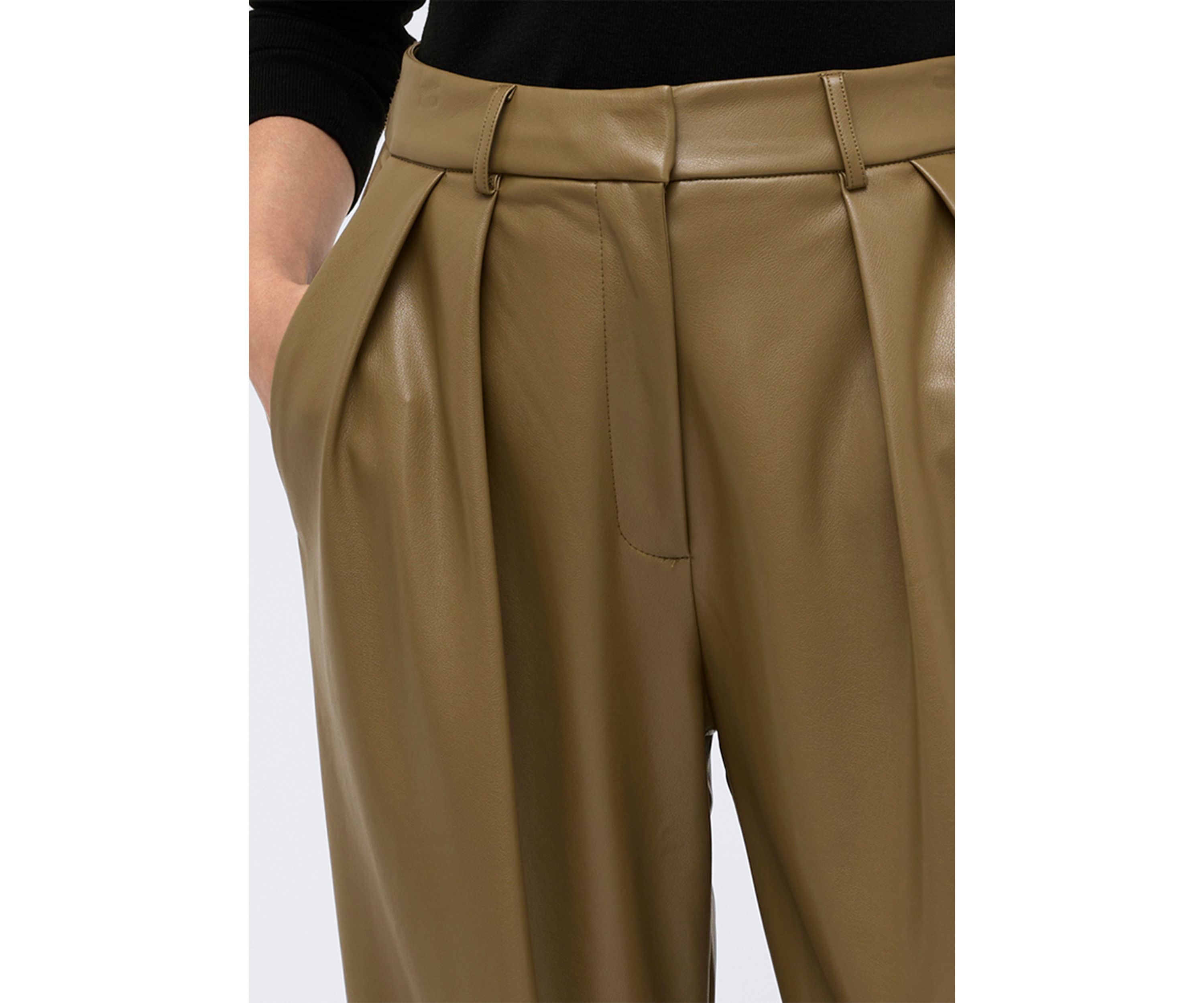 Womens Wide Leg Pleated Pants