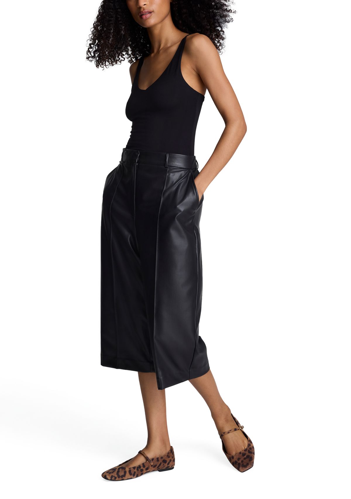 Pleated Wide Leg Pants 