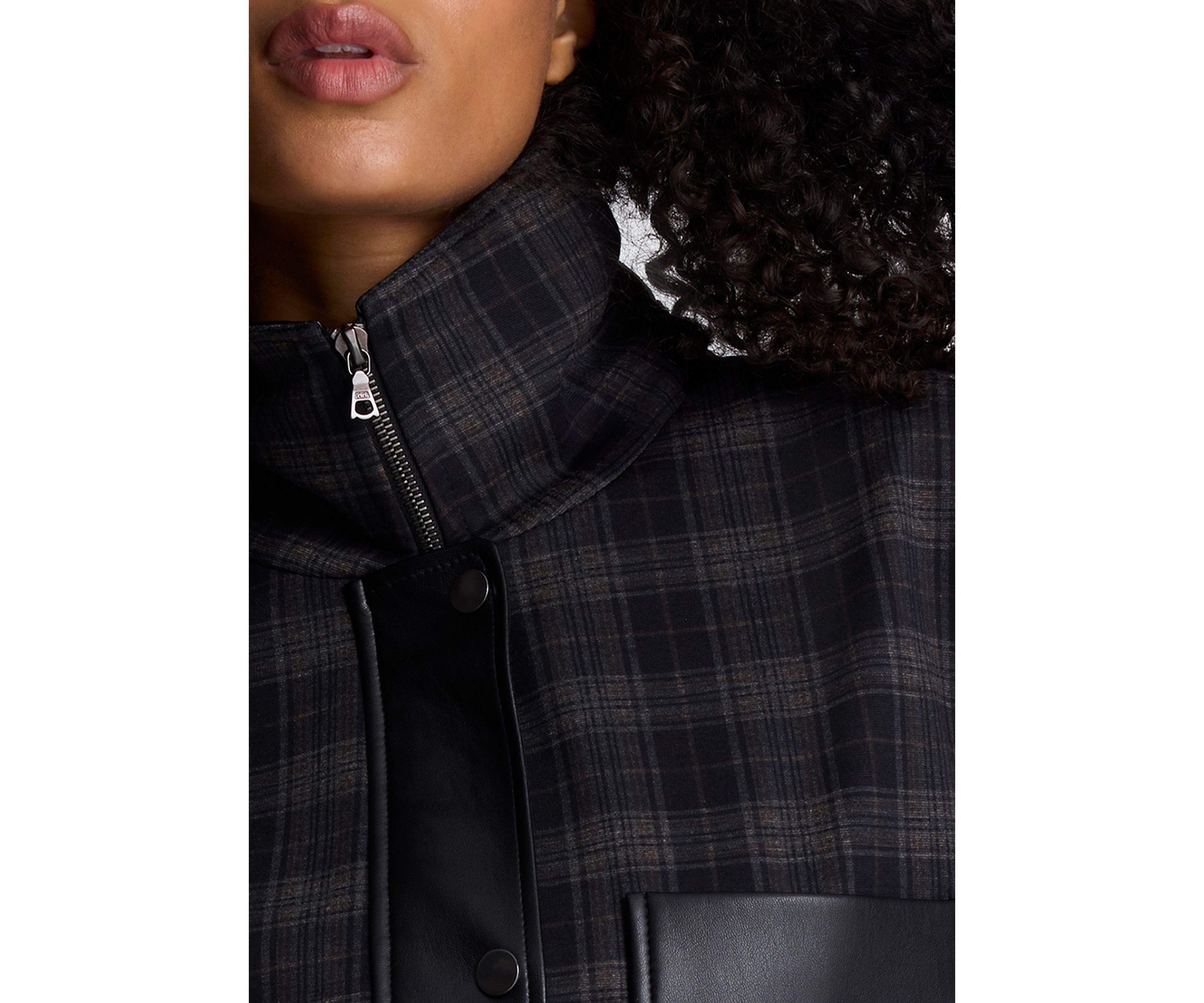 Womens Long Sleeve Plaid One Pocket Jacket 