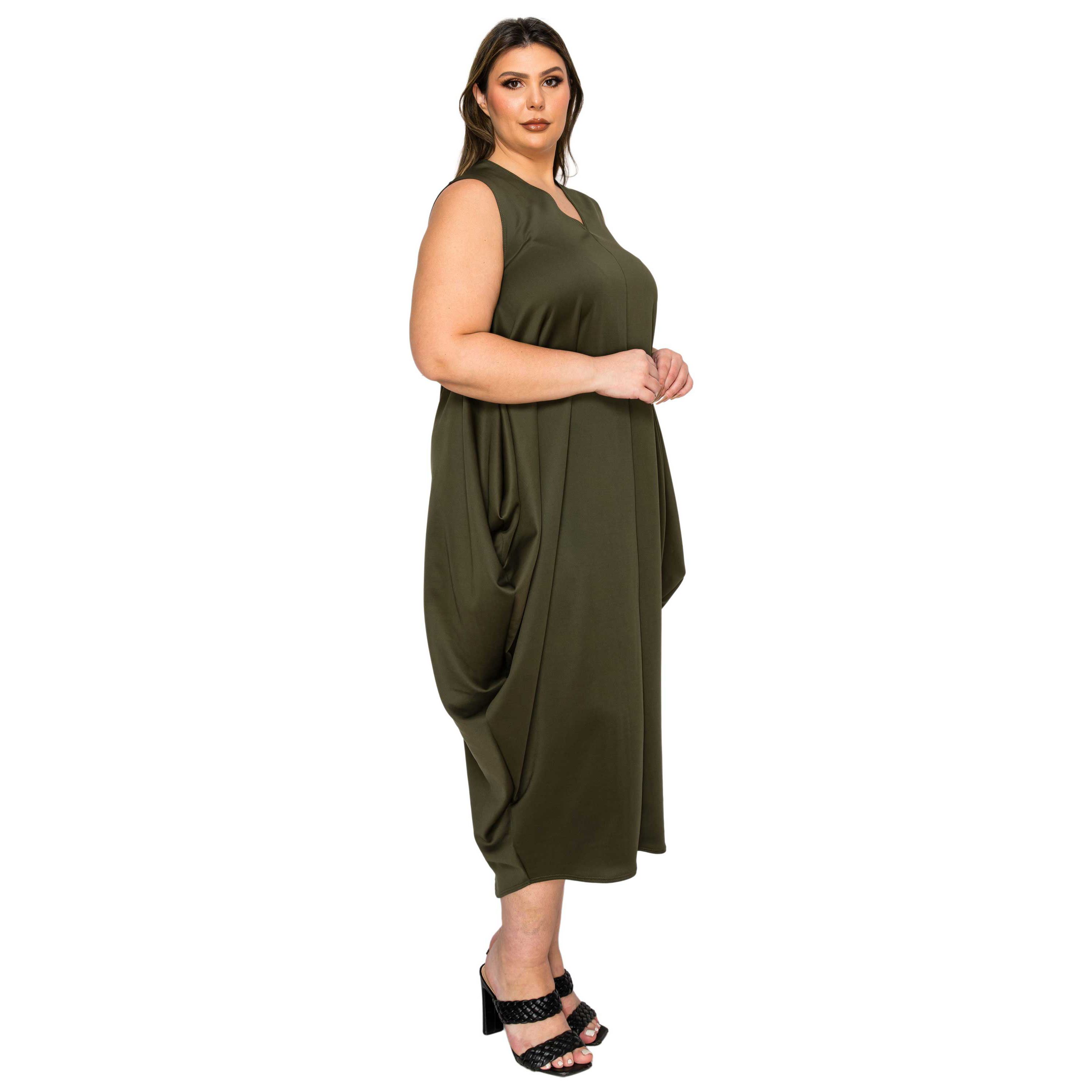 Plus Size Clover Sleeveless Bubble Hem Dress