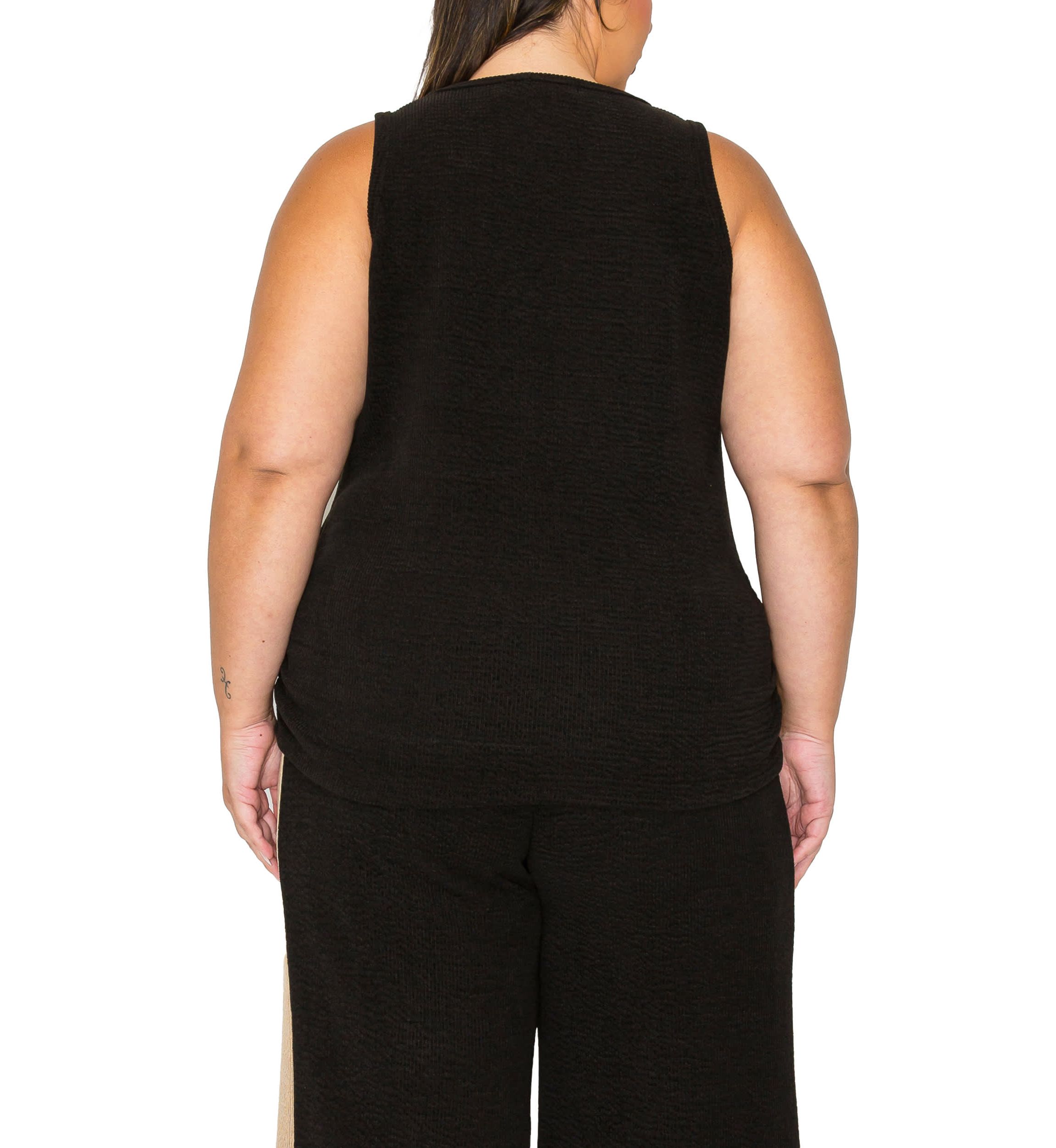 Textured Rib Scoop Neck Side Ruched Tank