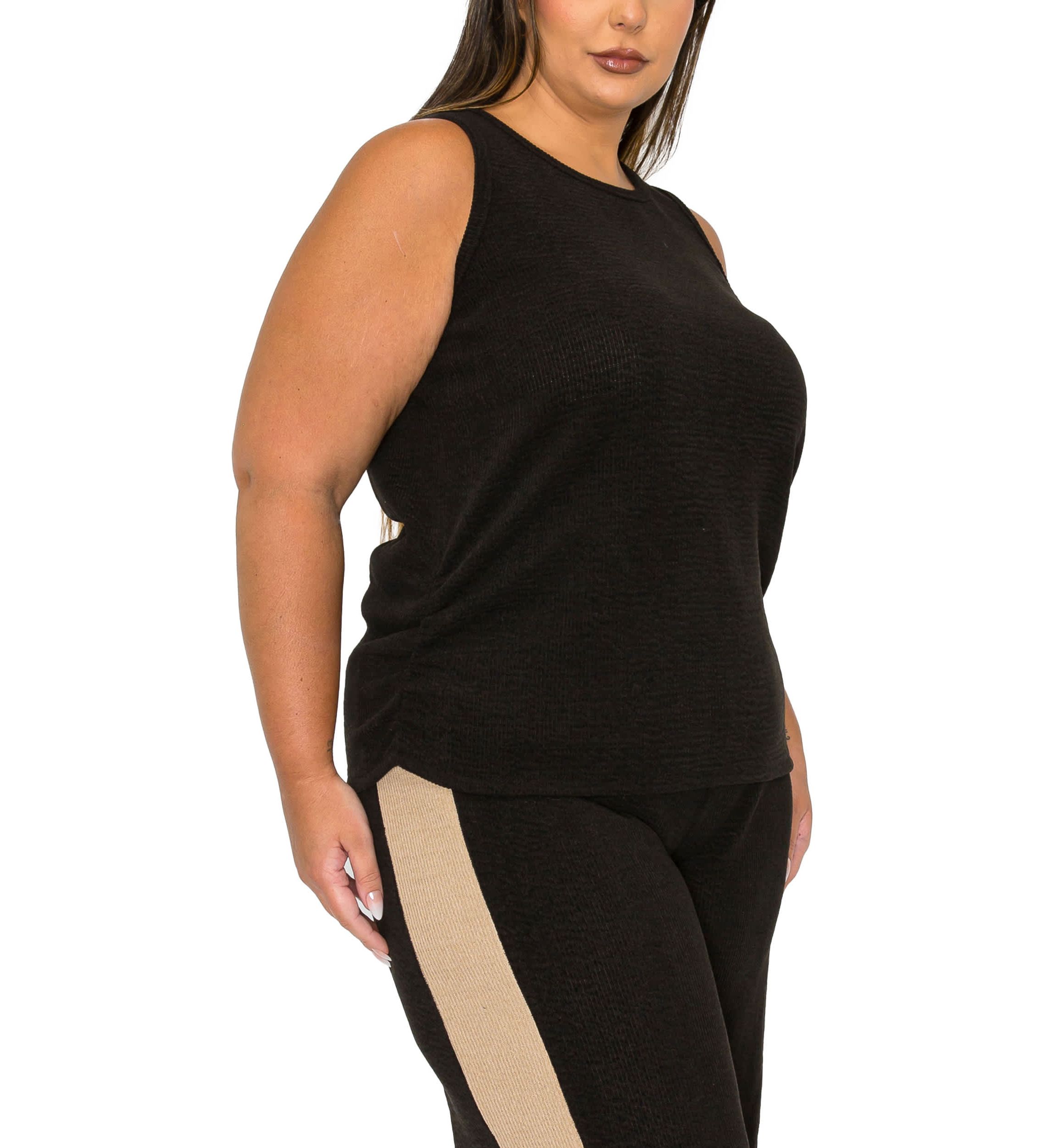 Textured Rib Scoop Neck Side Ruched Tank
