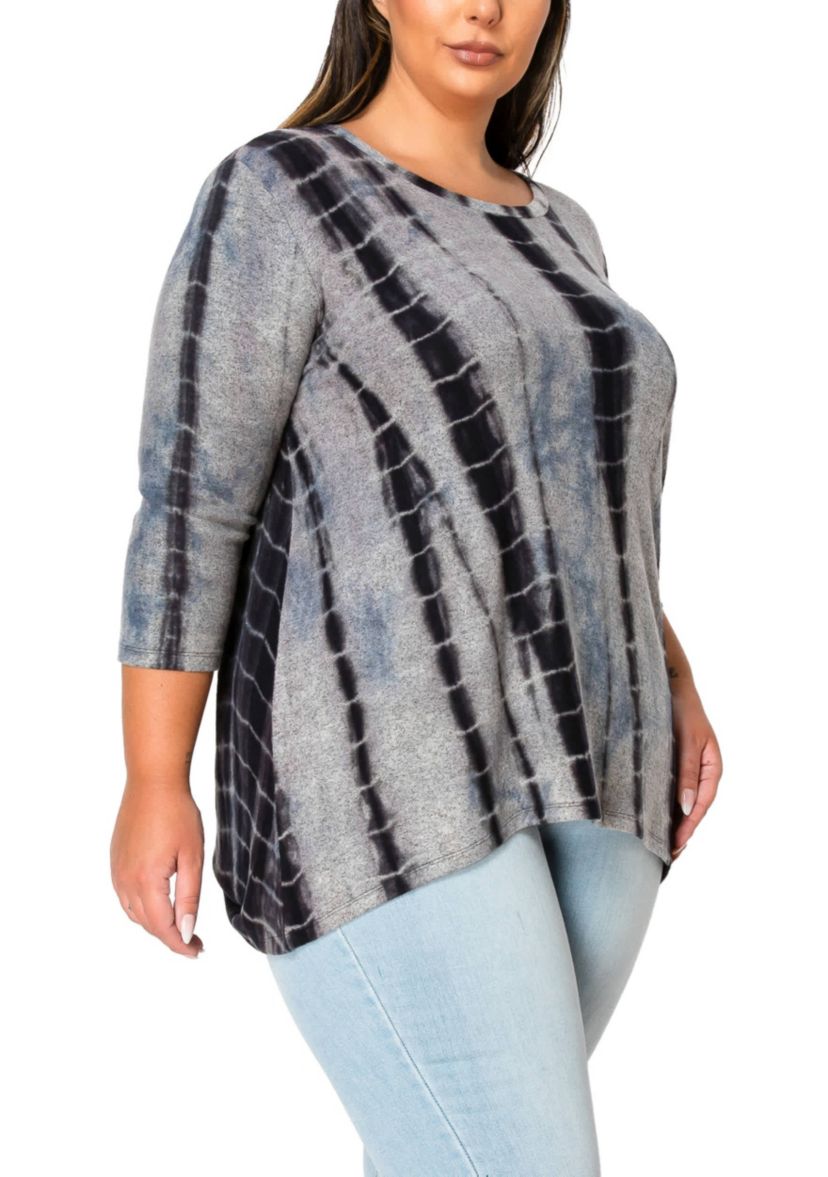 Hand Tie Dye Cozy 3Q Sleeve Button Back