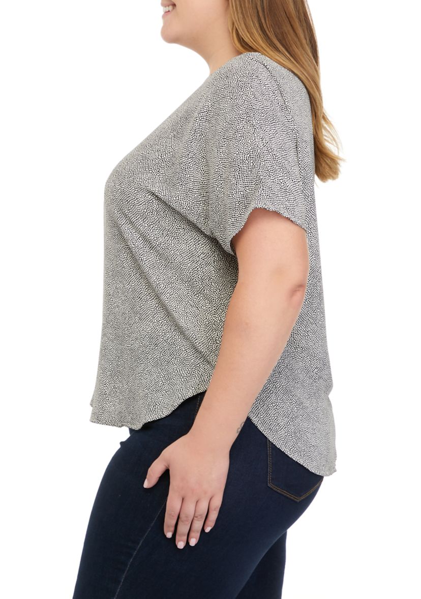 Plus Size Rambling Dot Short Sleeve Bateau Blouse 