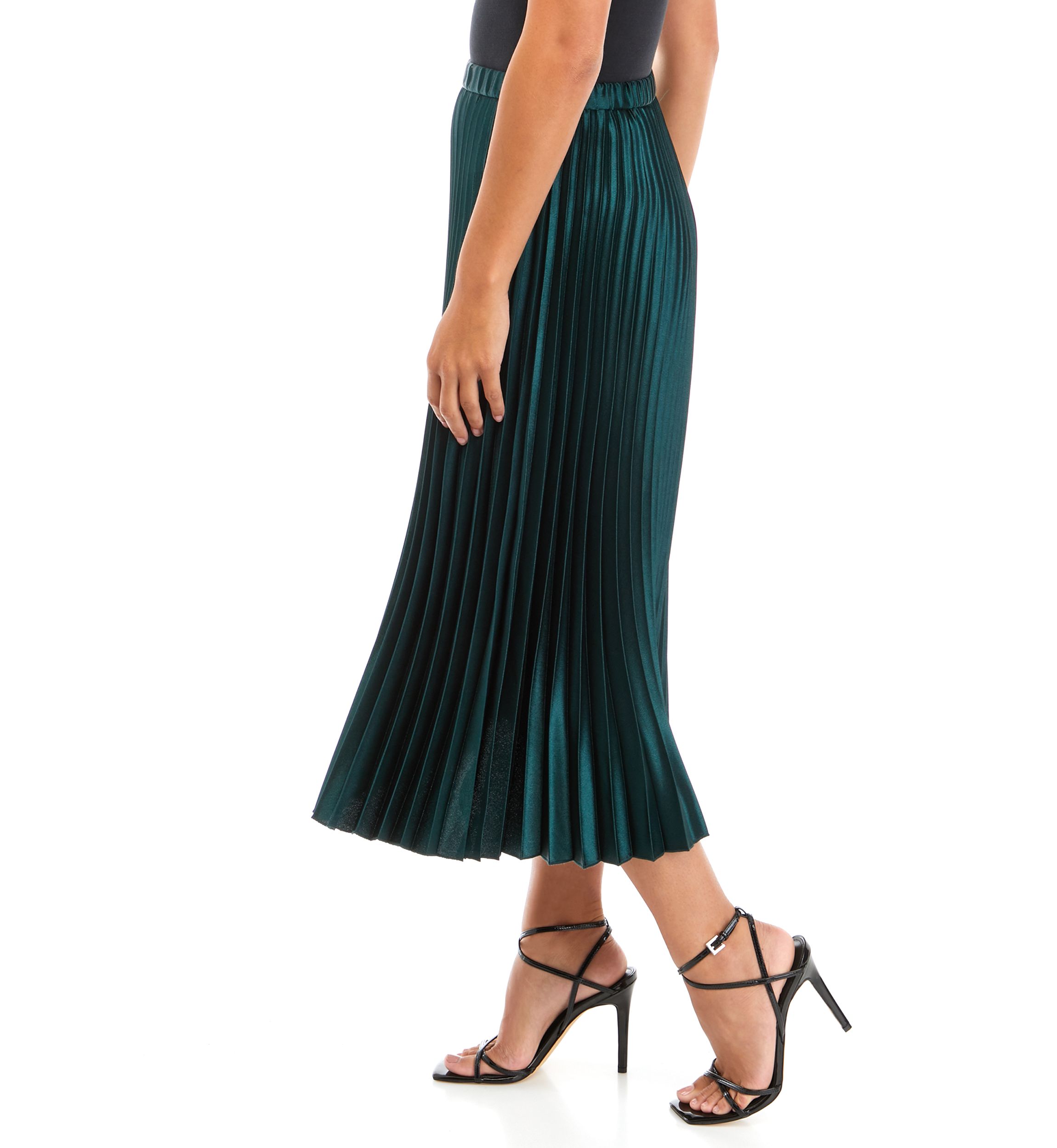 Petite Pull On Pleated Skirt