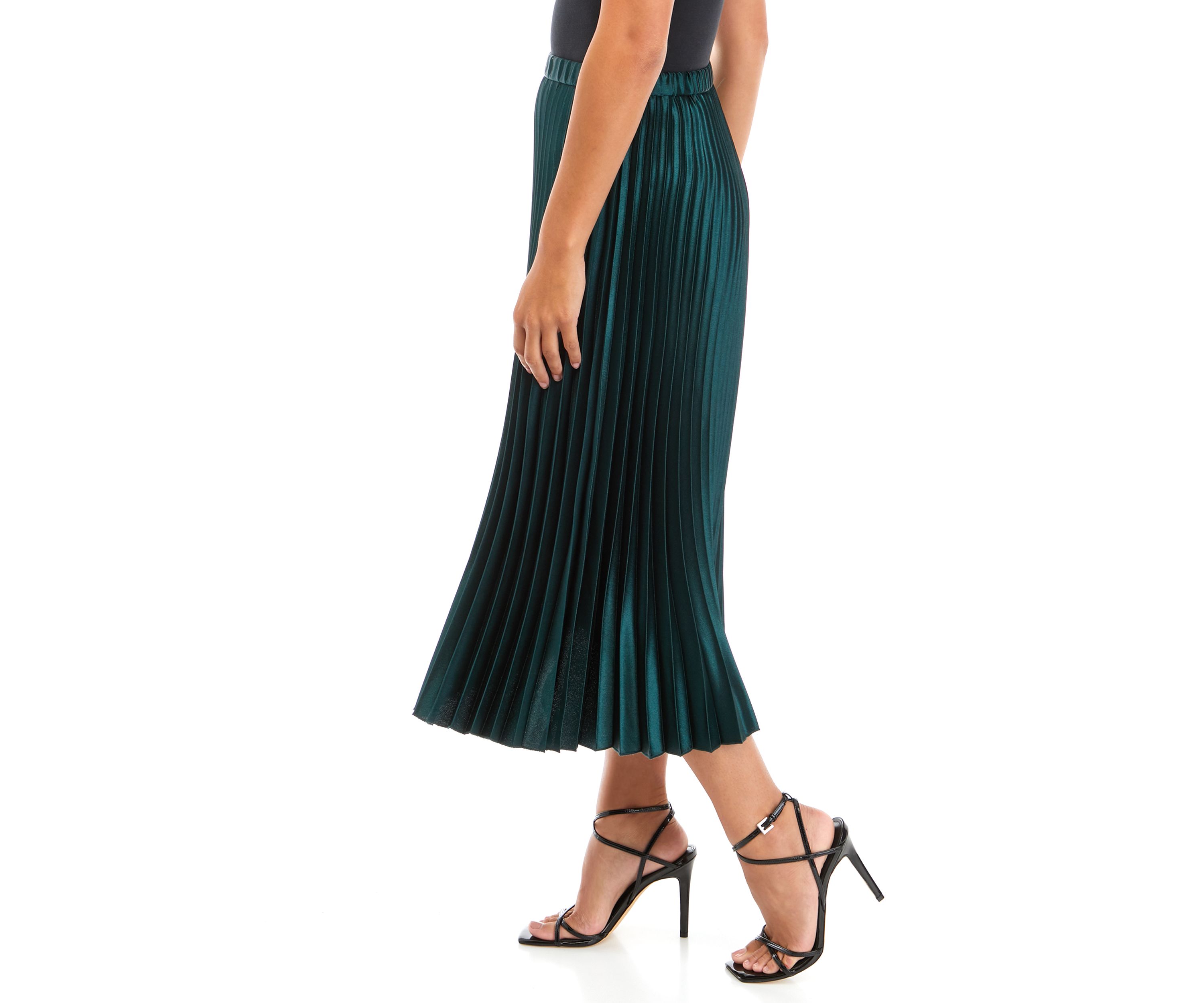 Petite Pull On Pleated Skirt