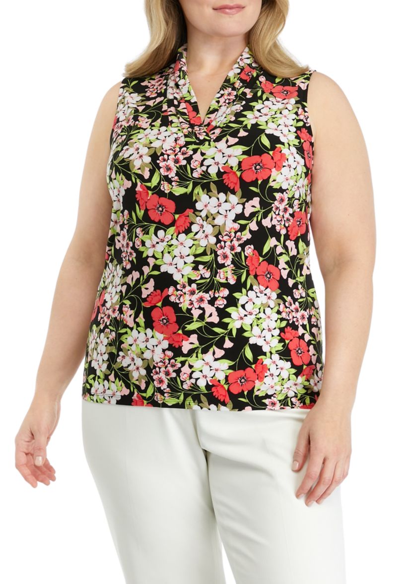 Plus Size Triple Pleated Printed Top