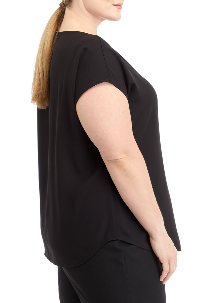 Plus Size Short Sleeve Blouse with Bateau Neckline